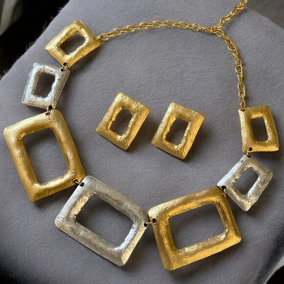Chunky Gold Plated Jewelry Set - Bold Bib Necklace Earrings - Picture 1 of 4